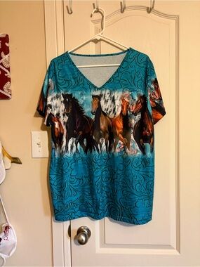 Turquoise Horse Print V-Neck Top